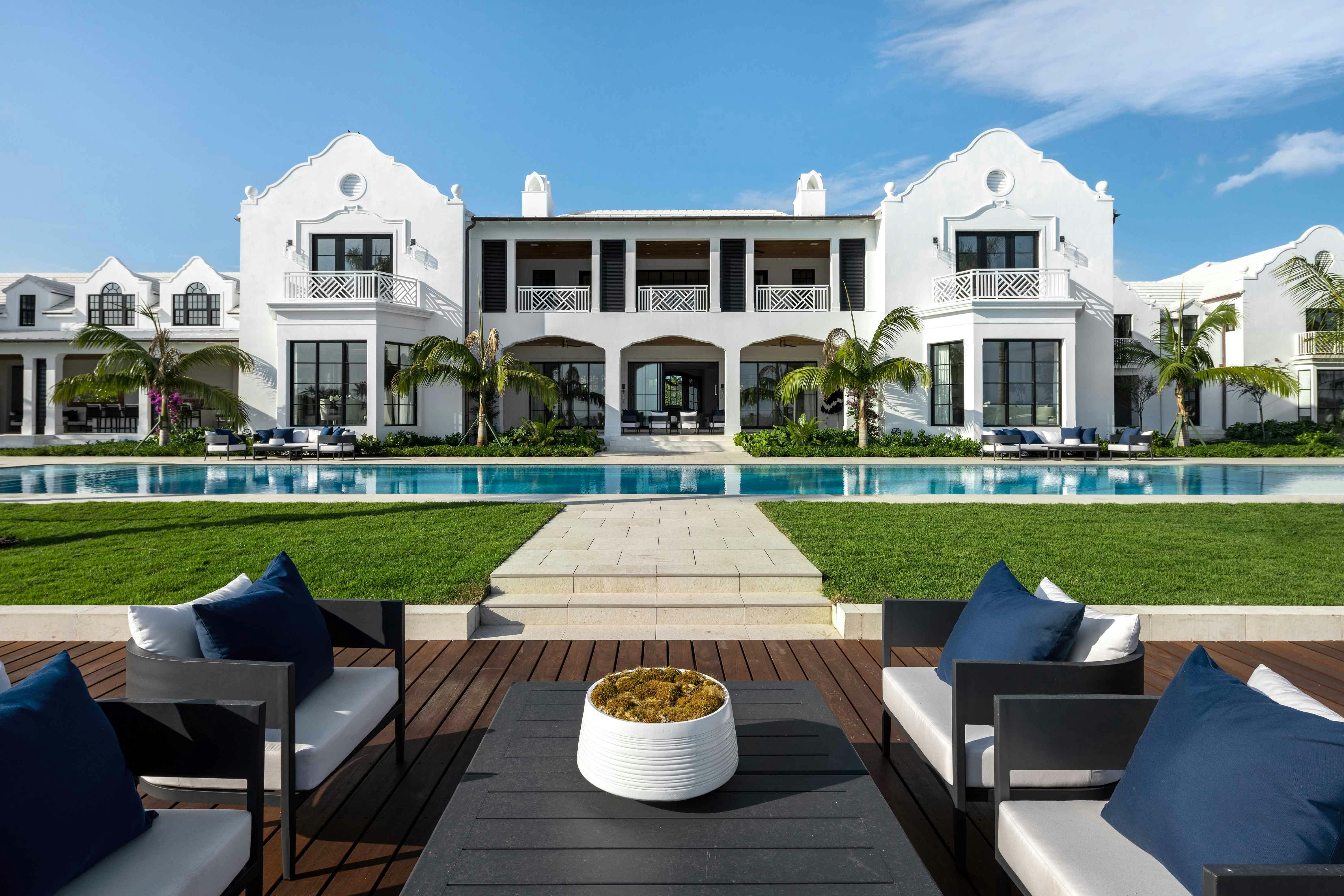 Meridith-Baer-Home-Home-Staging-Florida-Tarpon-Isle-Estates-Transitional-Outdoor